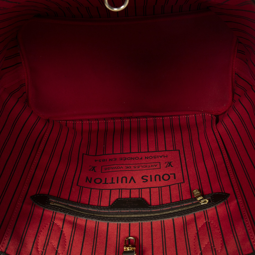 Louis Vuitton Neverfull MM - Picture 9 of 10